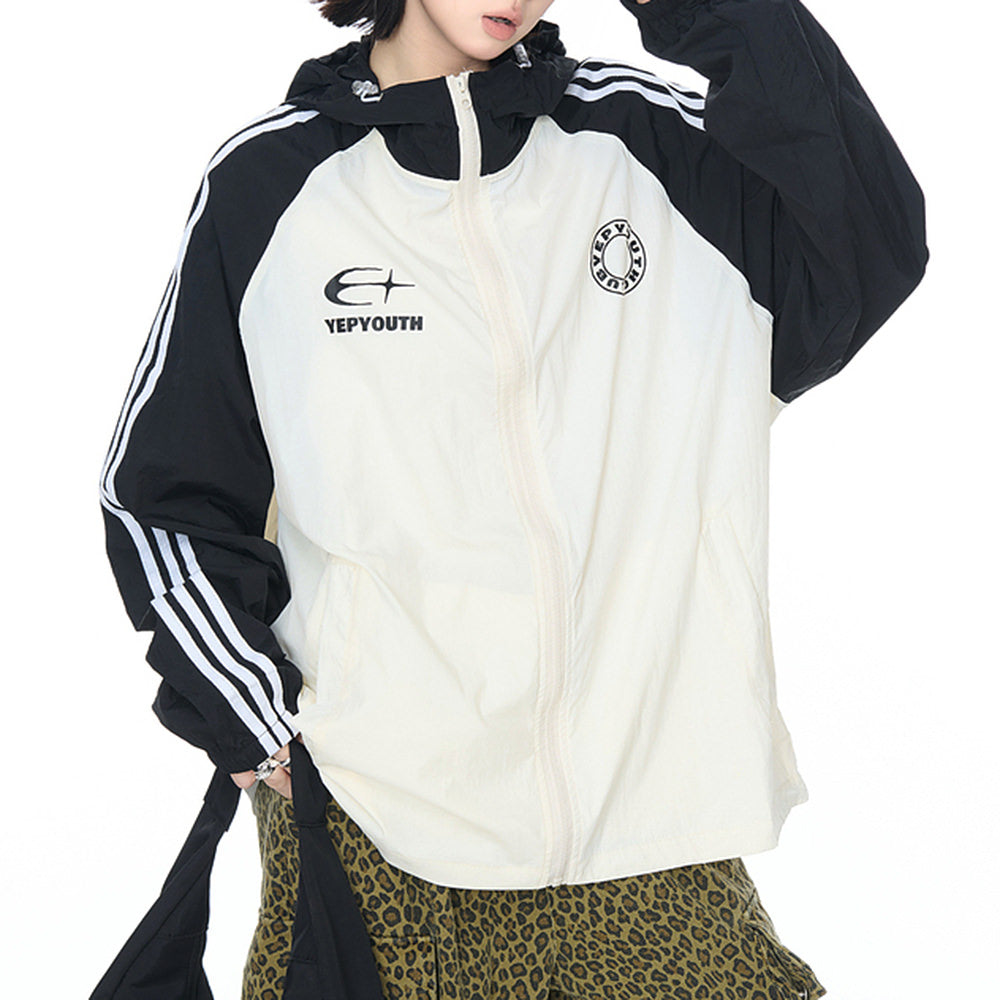 90's Oversized Hooded Jacket