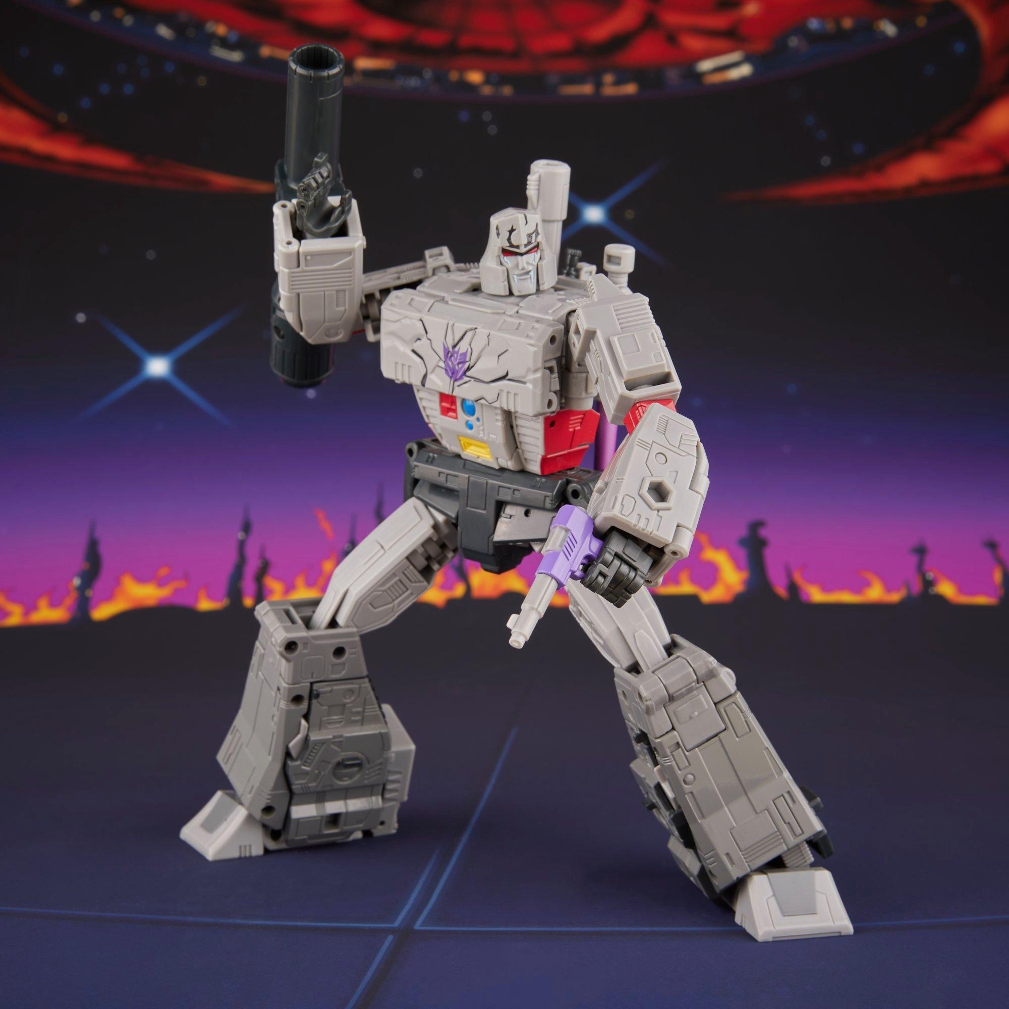 Transformers Studio Series MTMTE Collection The Transformers: The Movie Leader Class Megatron