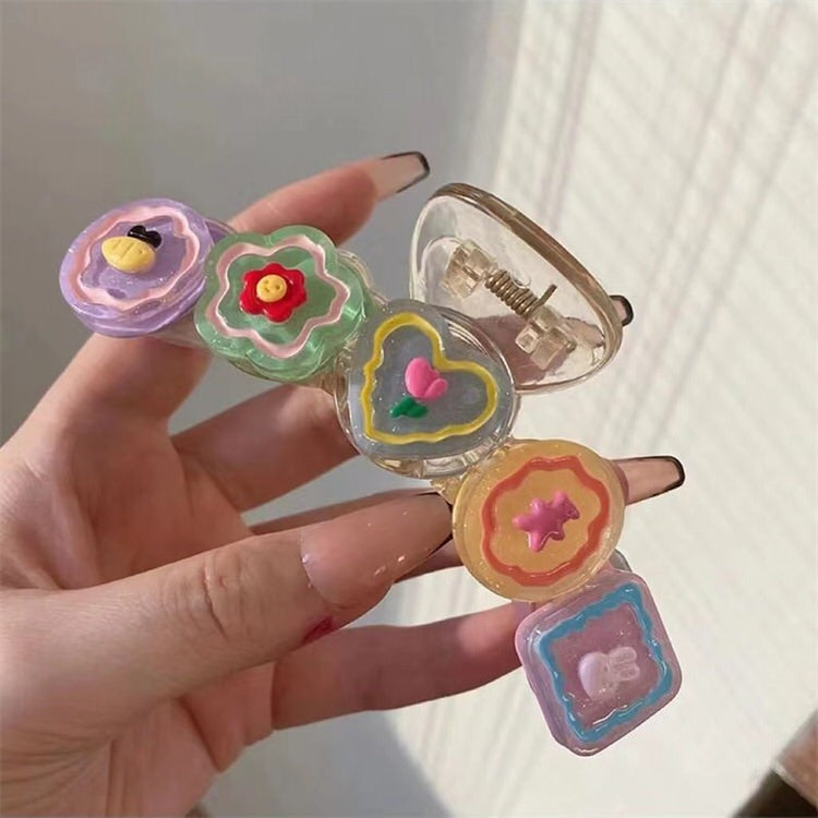 Kawaii Aesthetic Hair Claw